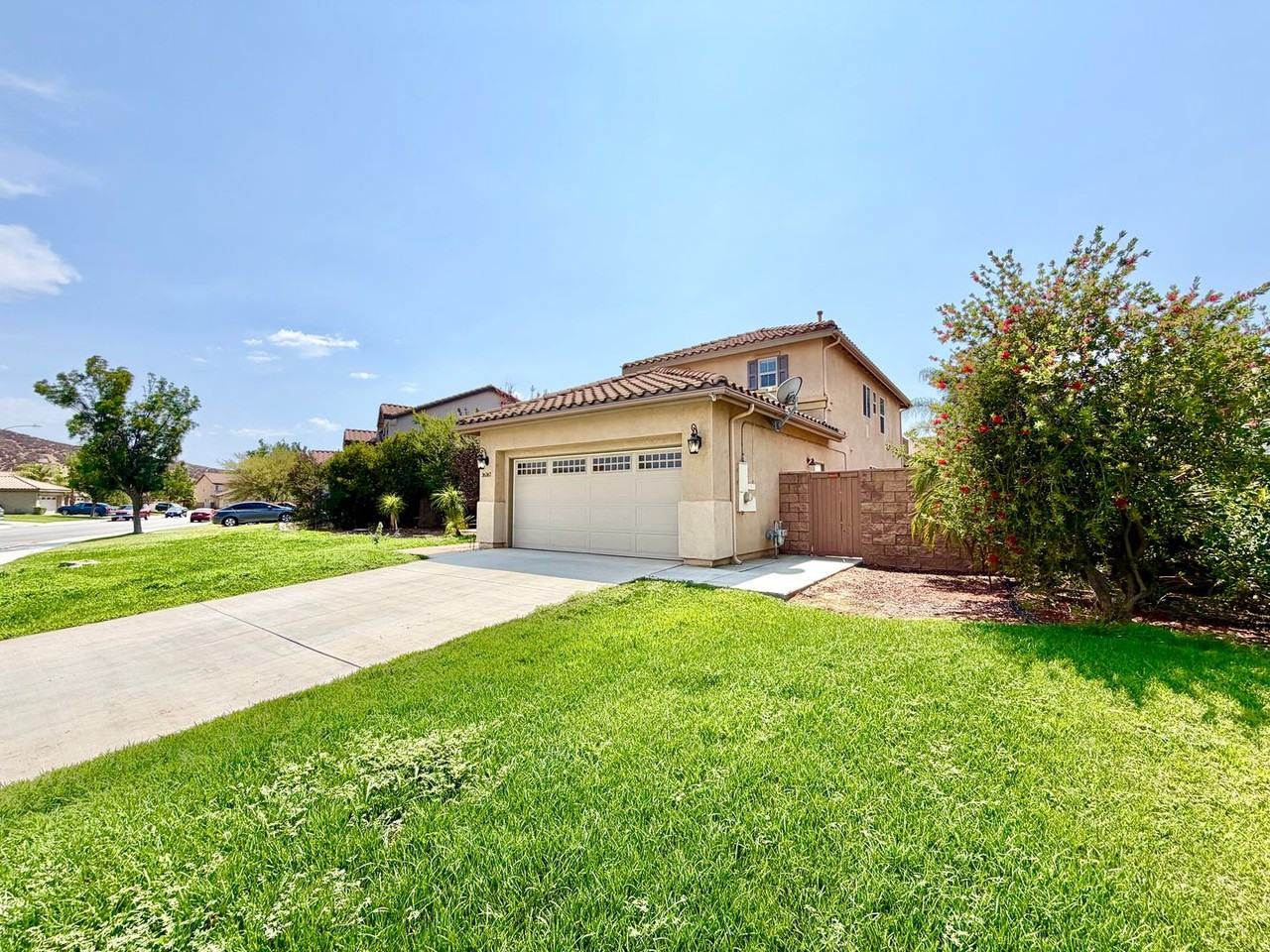 36367 Sicily Ln - Photo 3 of 50
