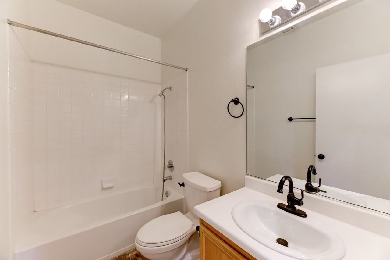998 Veranda View Ave - Photo 6 of 17