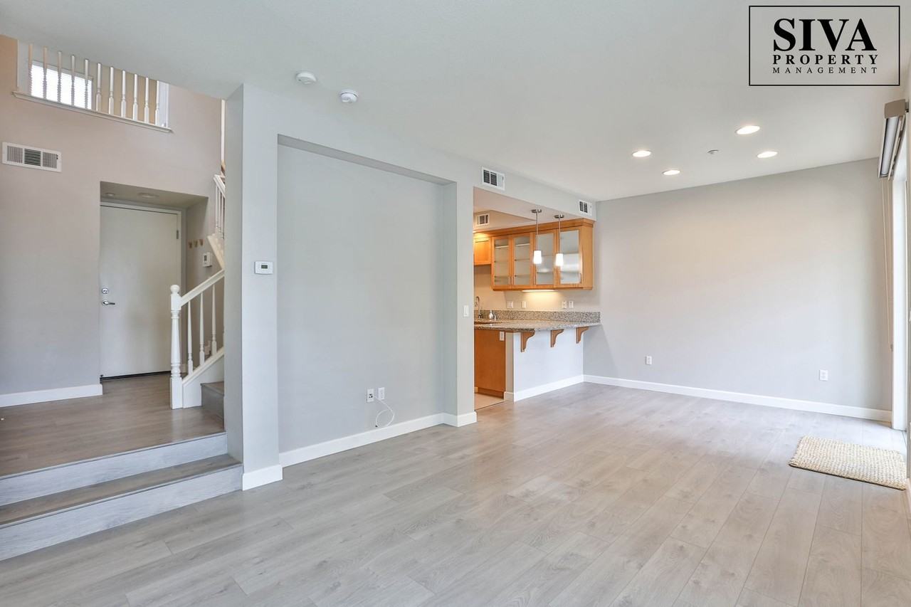 344 Jackson St - Photo 4 of 16