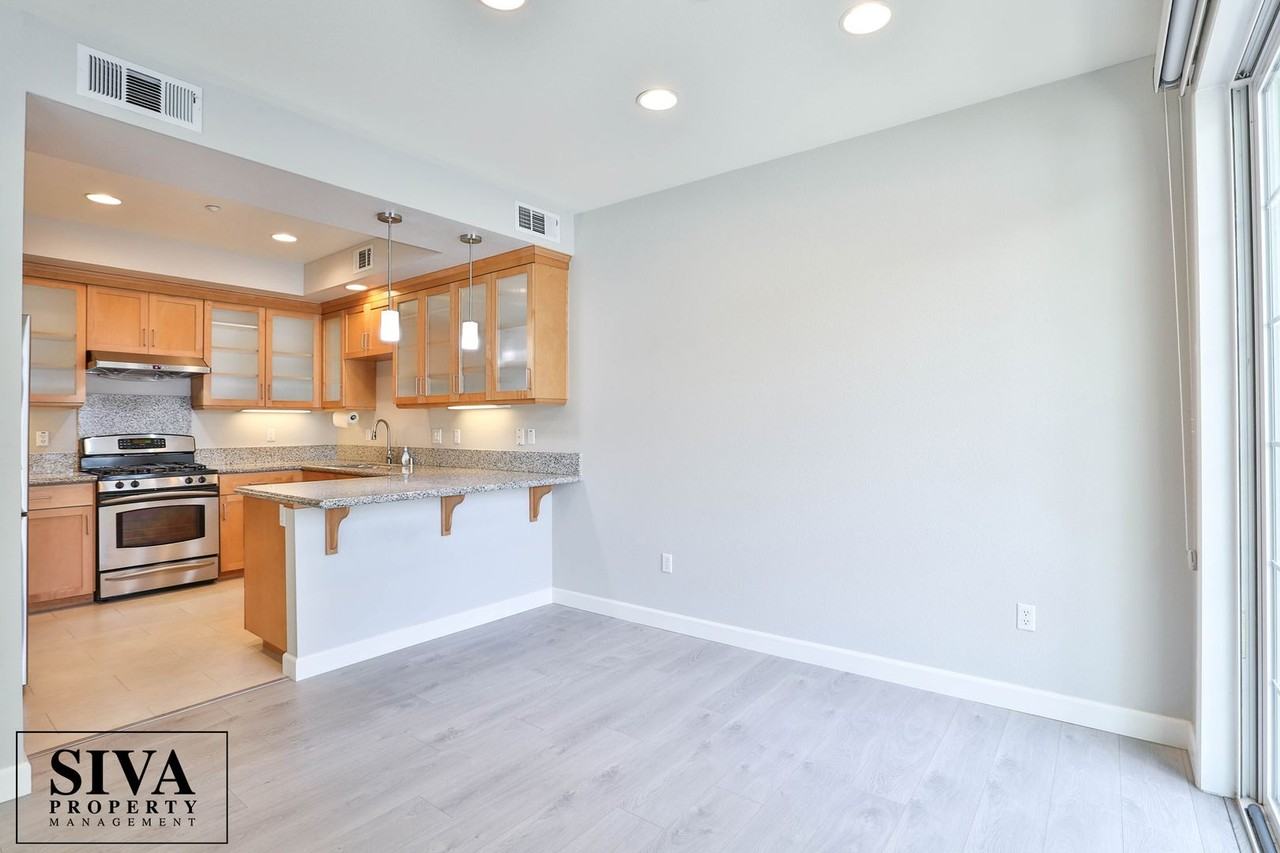 344 Jackson St - Photo 7 of 16