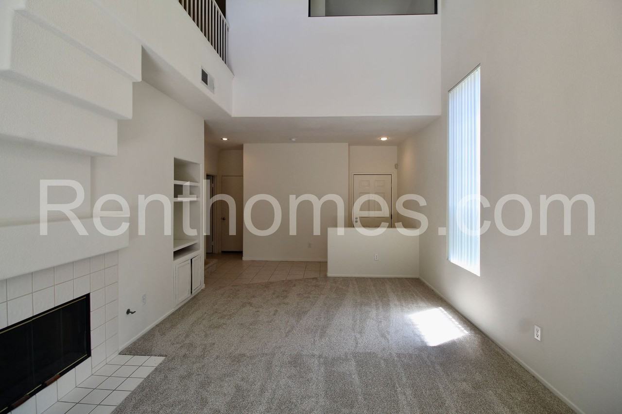 9411 Questa Pointe - Photo 4 of 23