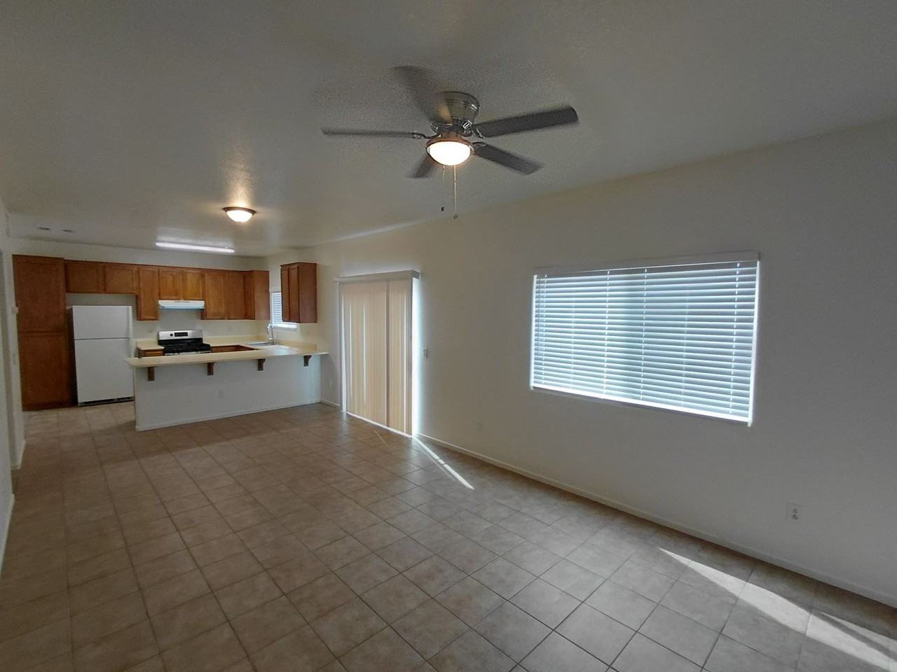 195 W Vallecito Ct - Photo 2 of 23