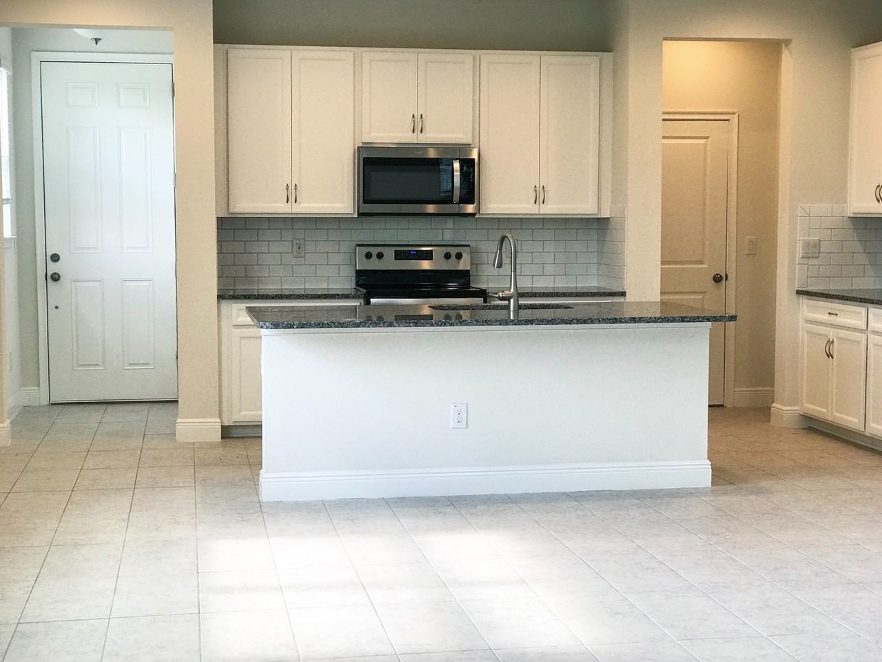 5518 Viola Lee Way - Photo 6 of 23