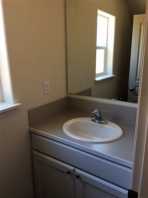 21177 Azalia Ave - Photo 5 of 11
