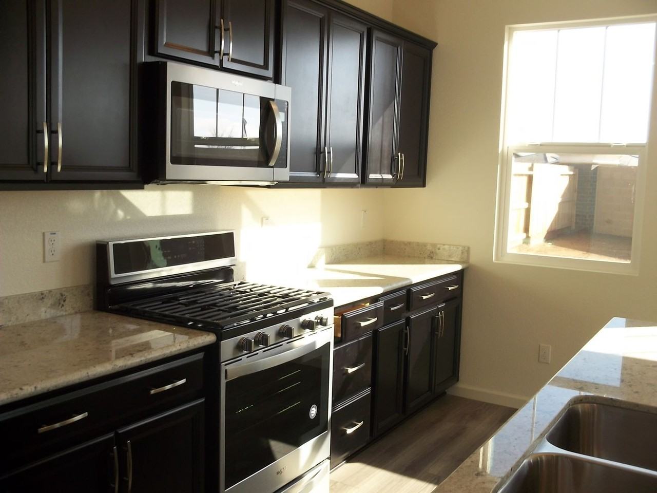 7105 Encore Way - Photo 7 of 25