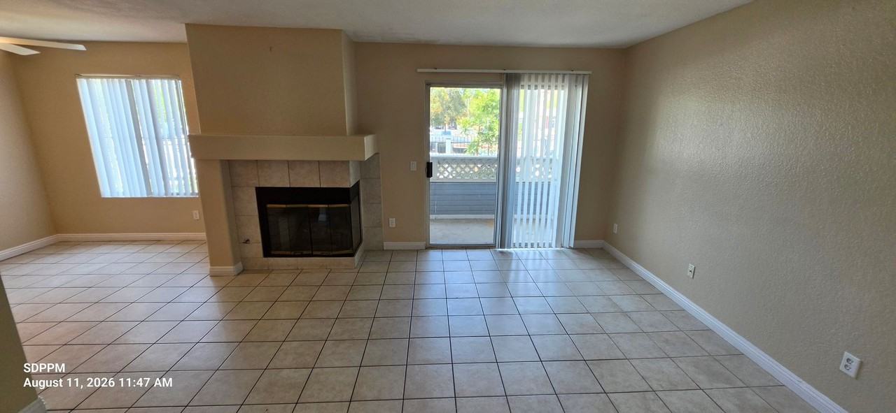 13927 Midland Rd - Photo 3 of 31