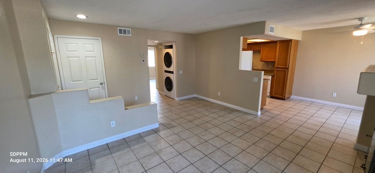 13927 Midland Rd - Photo 5 of 31