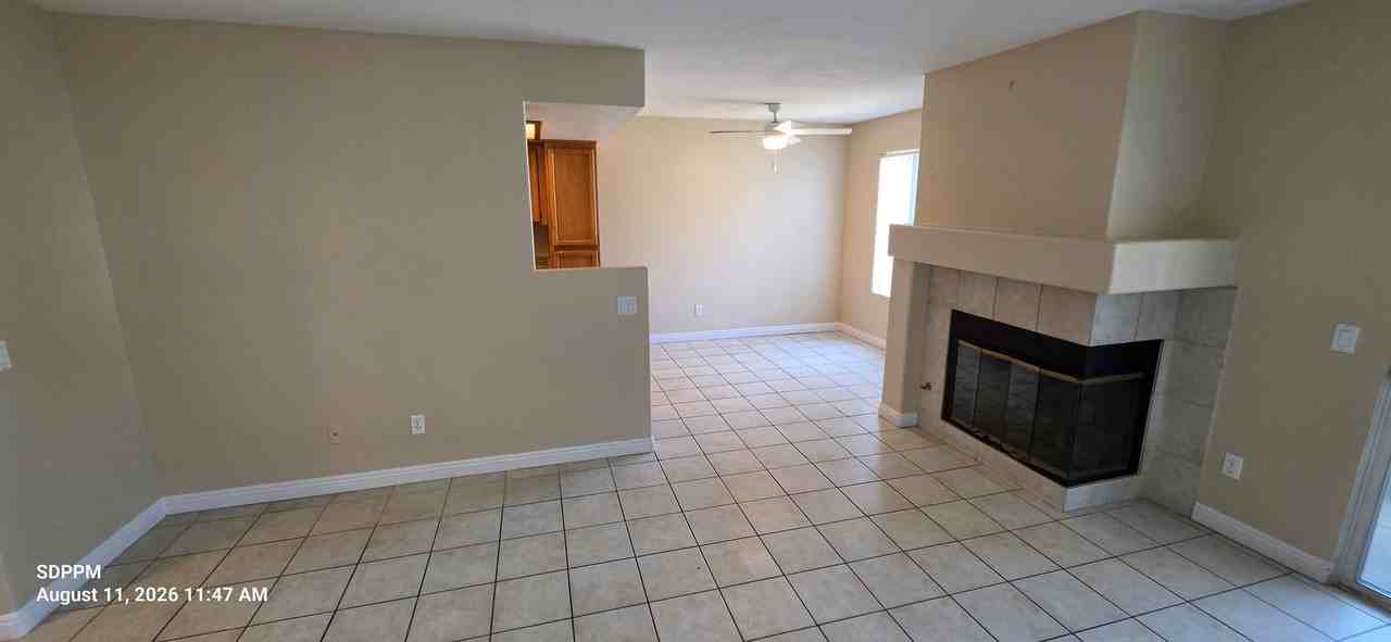 13927 Midland Rd - Photo 6 of 31
