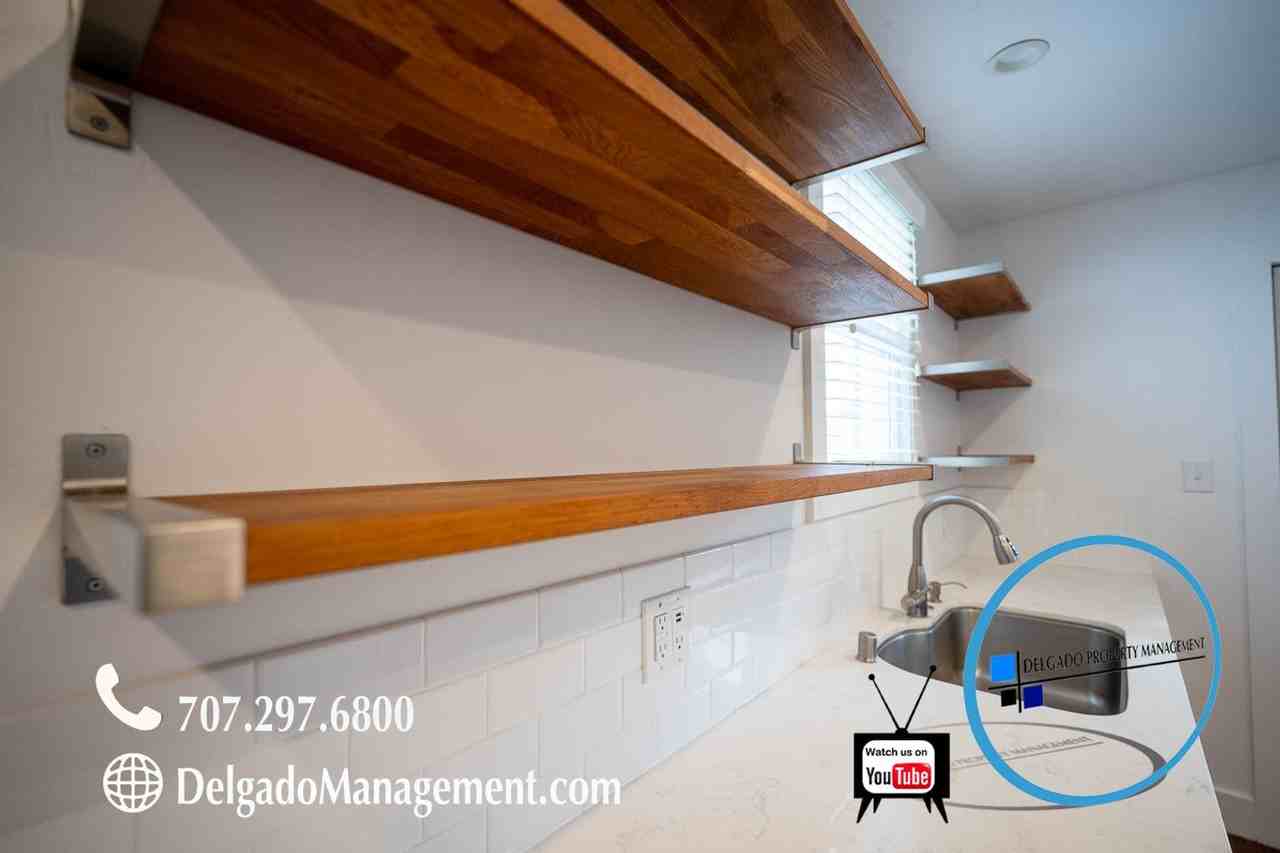 2425 Alameda St - Photo 6 of 22