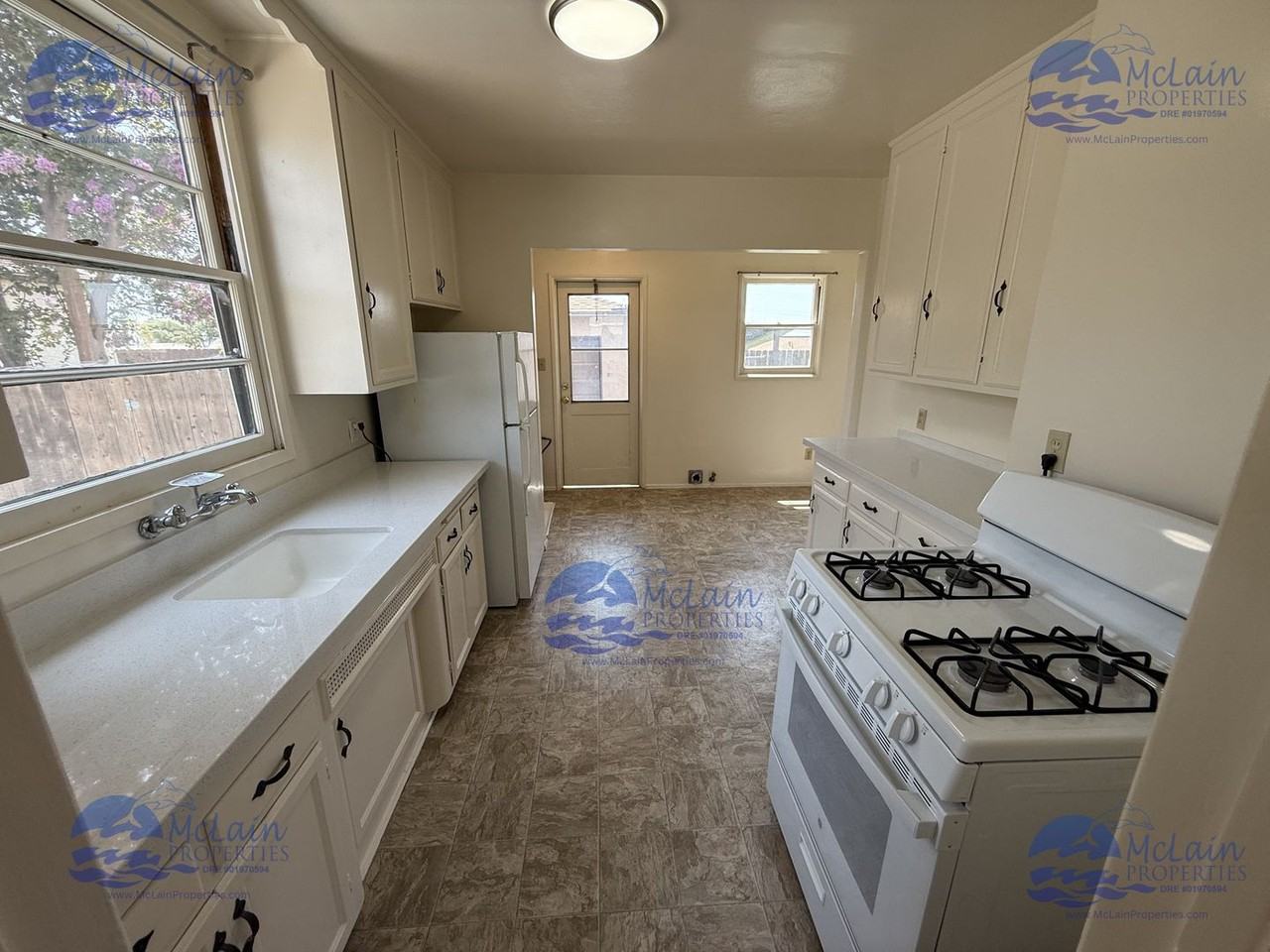4236 Corinth St - Photo 6 of 30