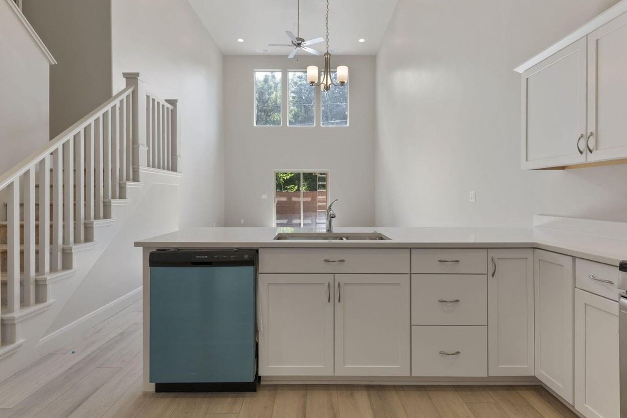 174 N 100 W #1 - Photo 4 of 15