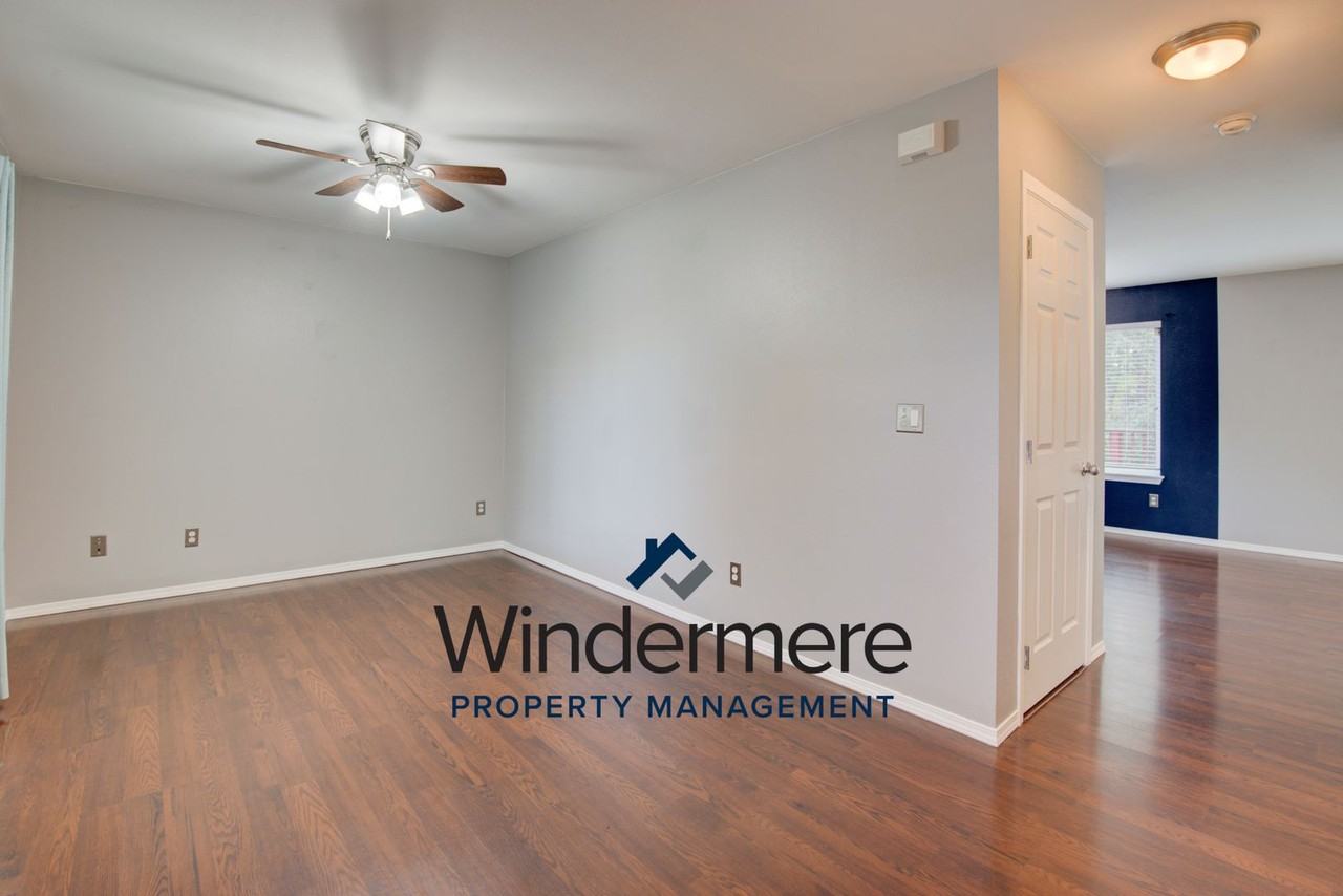 1134 Nw Redwing Dr - Photo 4 of 28
