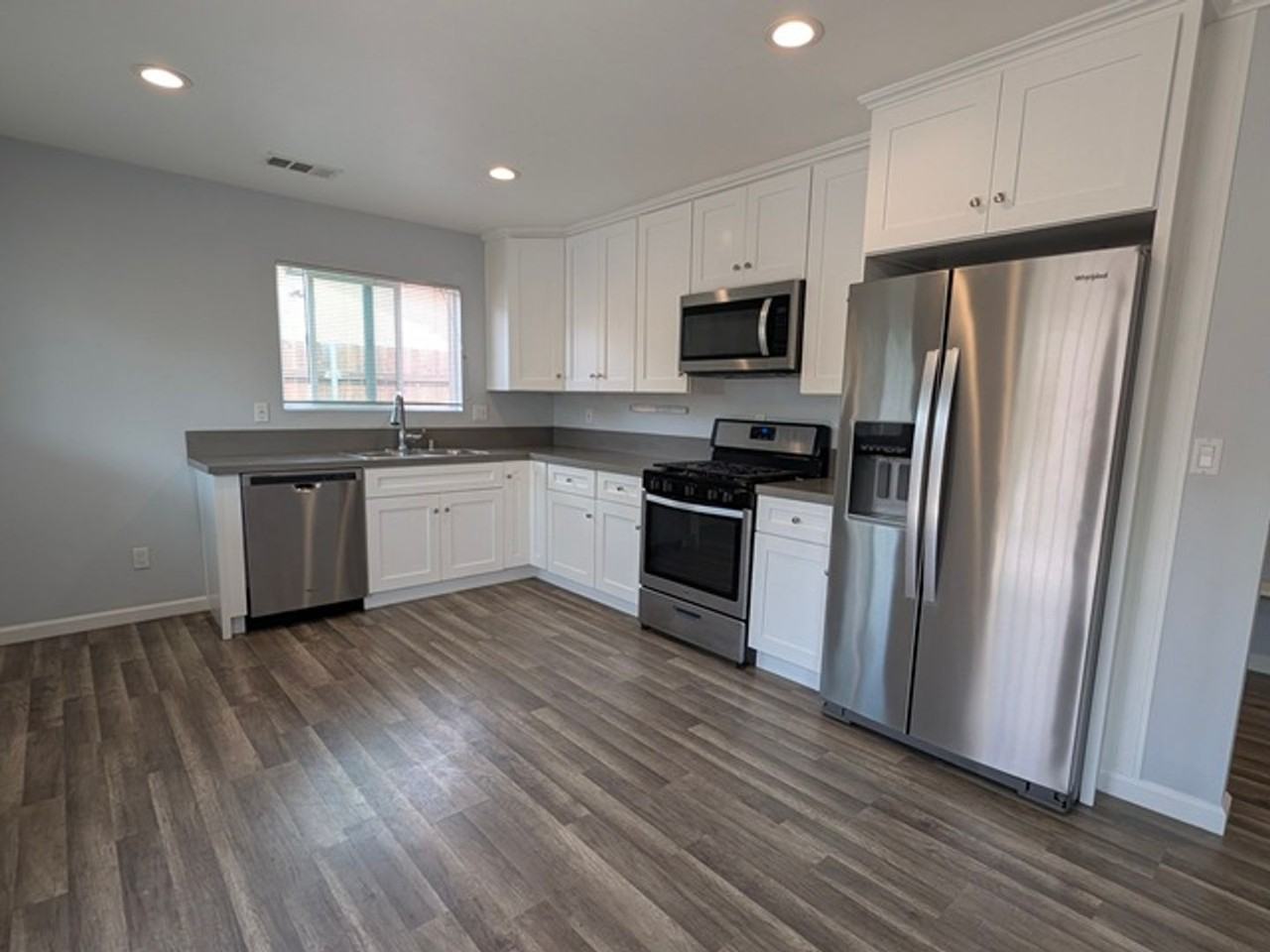 8302 Palm St #8302 - Photo 2 of 21