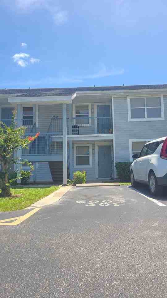 5003 Terrace Palms Cir - Photo 4 of 12