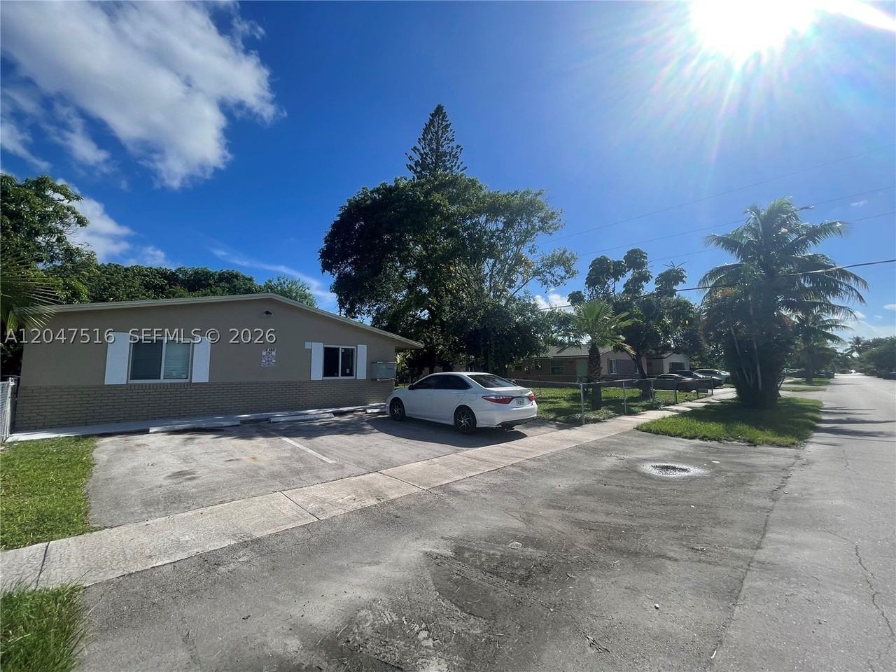5210 Nw 16th St #3 - Photo 5 of 18