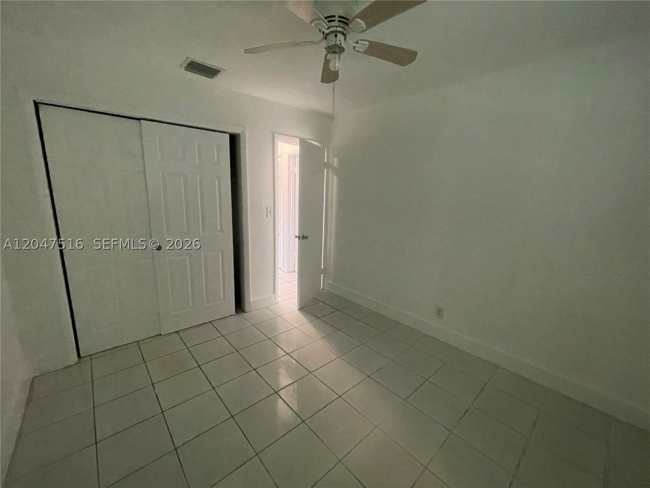 5210 Nw 16th St #3 - Photo 7 of 18