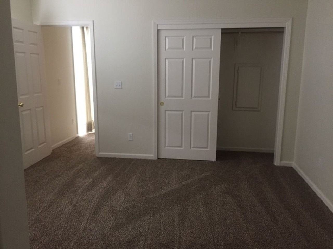 3300 N Tilden St - Photo 7 of 29
