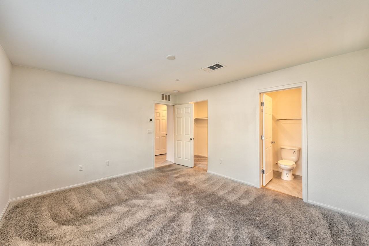1116 Tektite Ave - Photo 4 of 15