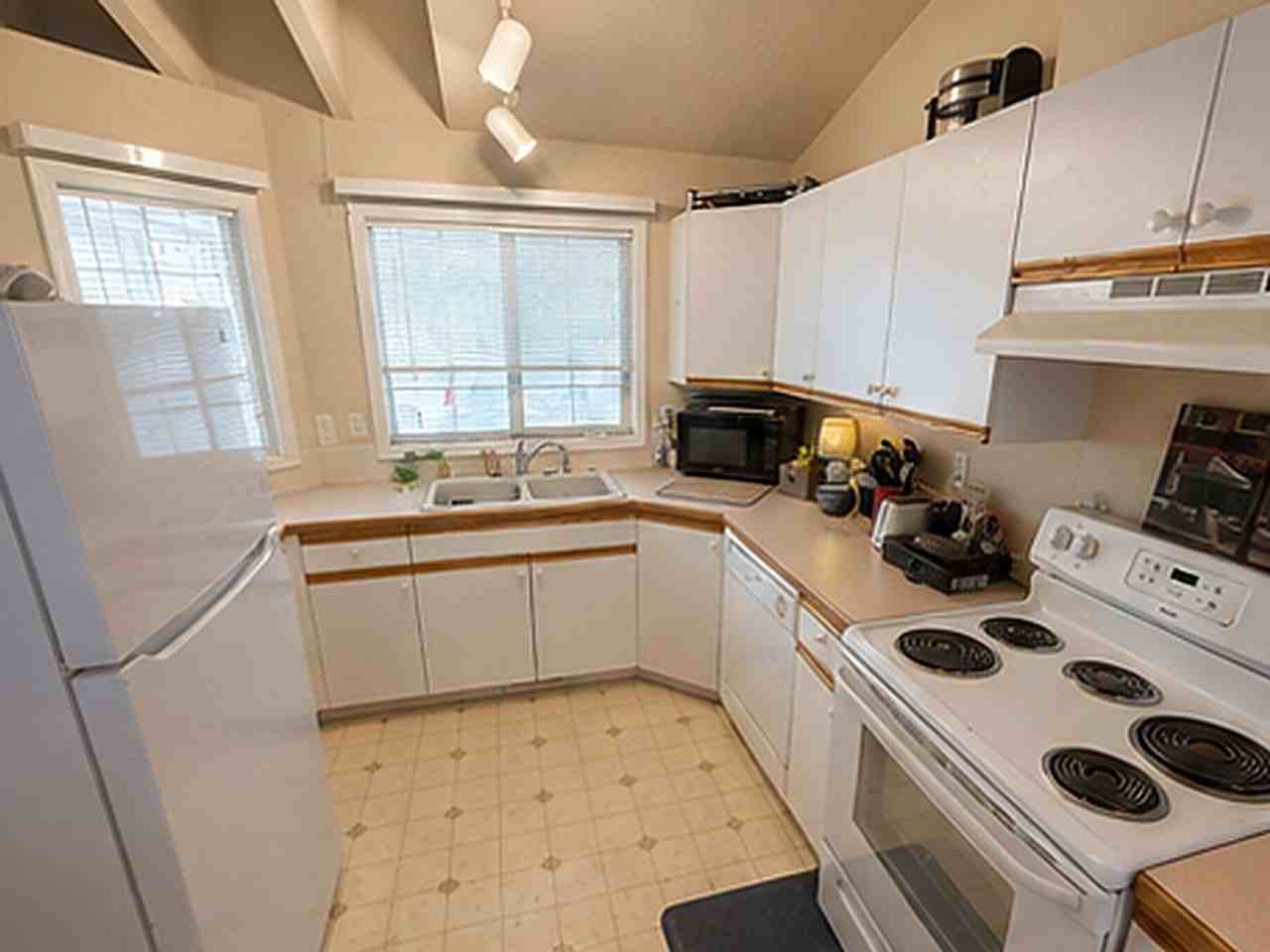 3310 N Dove Pl - Photo 2 of 13