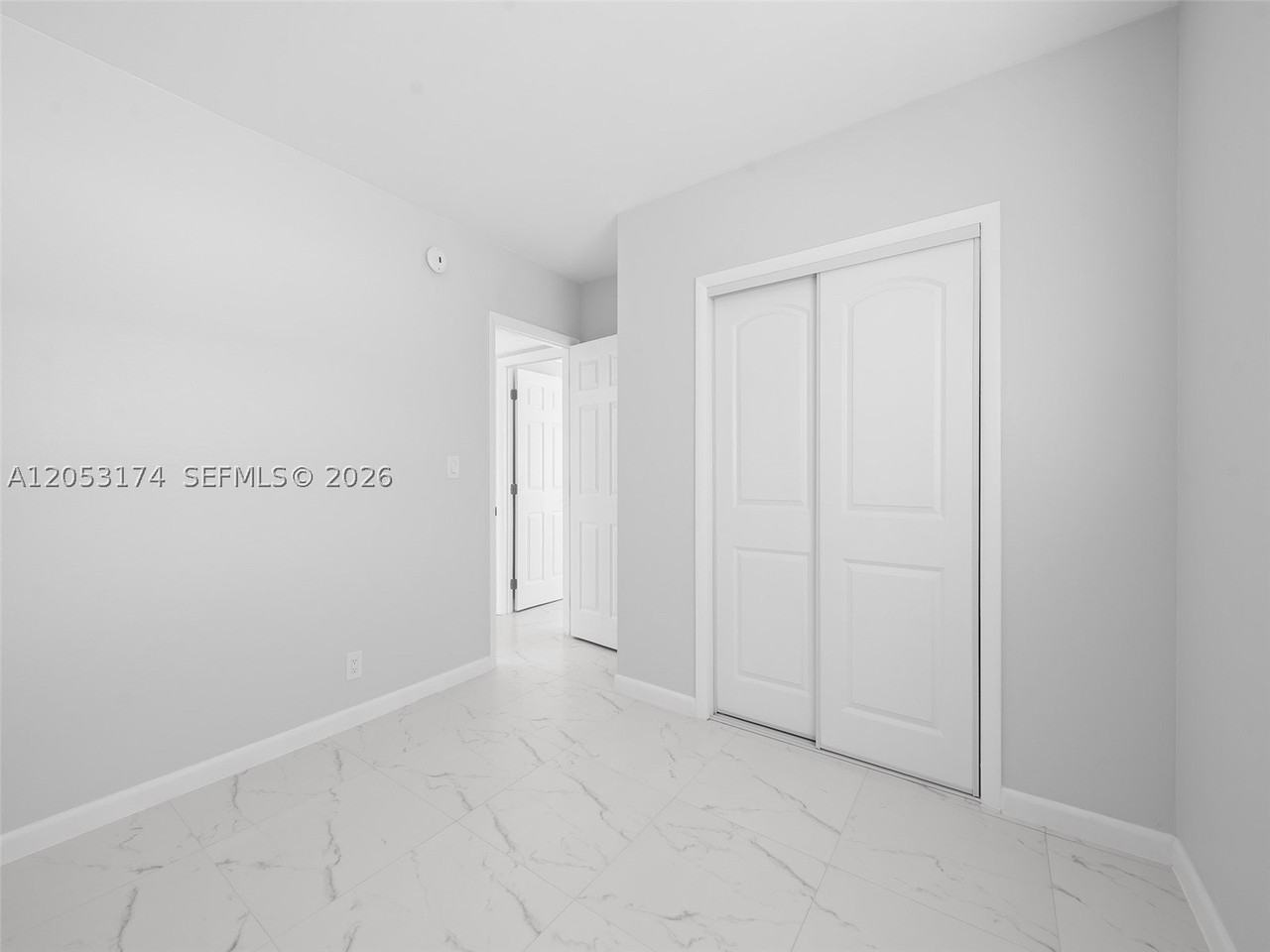 2300 Ne 6th Ave #201 - Photo 7 of 33