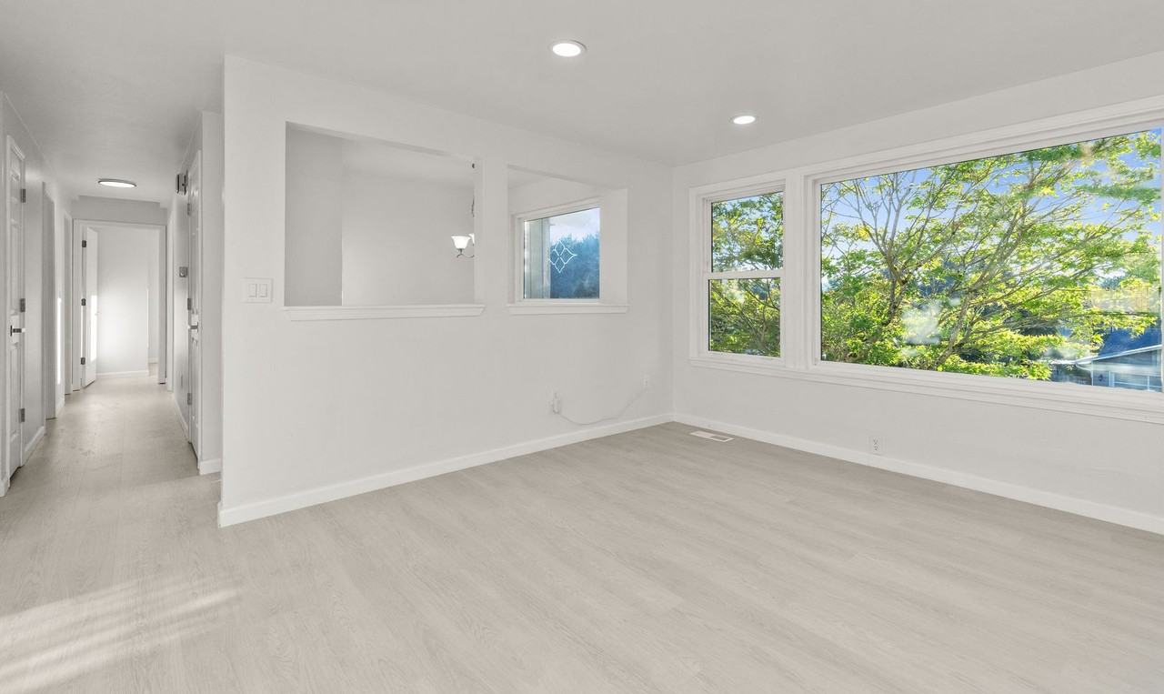 17723 23rd Ave Se - Photo 3 of 41