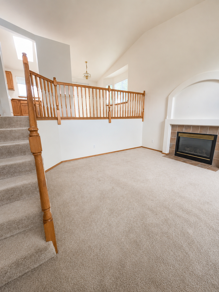 10628 57th Dr Ne - Photo 4 of 15