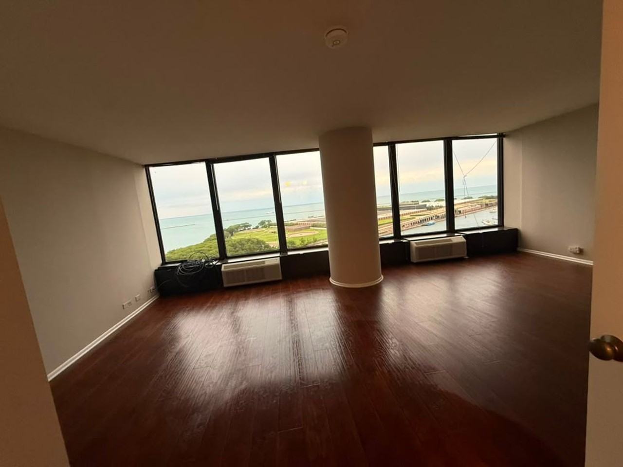 505 N Lake Shore Dr #1408 - Photo 5 of 46