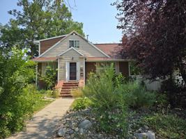 featured image of 2419 Ash St