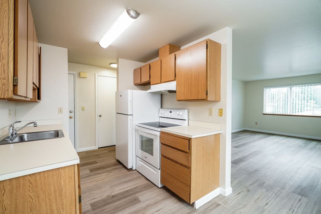 Magenta Apartments - Photo 2 of 21