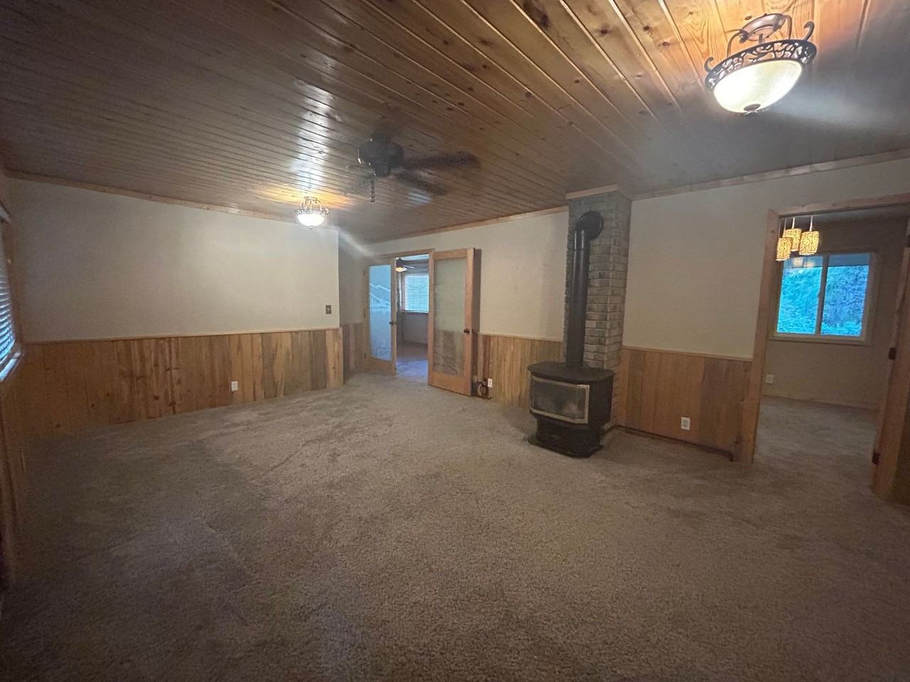 15295 Highway 12 W - Photo 3 of 48