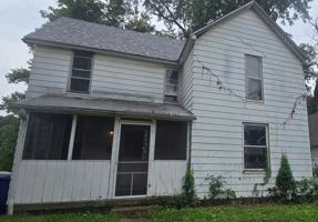 featured image of 461 E Garfield Ave