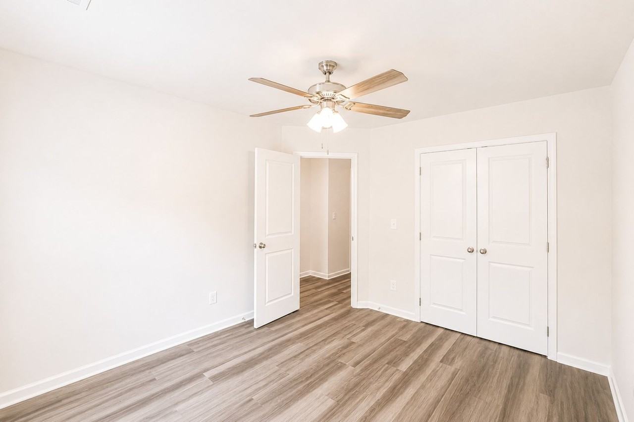 4213 4213 Crosby Lane - Photo 7 of 18