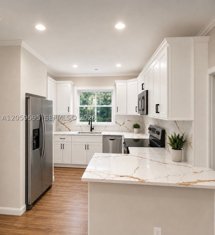 8204 Sw 12th St - Photo 2 of 2