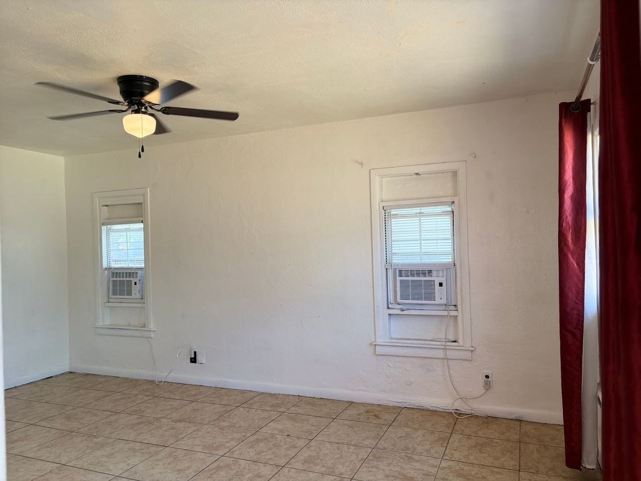 3111 Amherst St - Photo 4 of 29