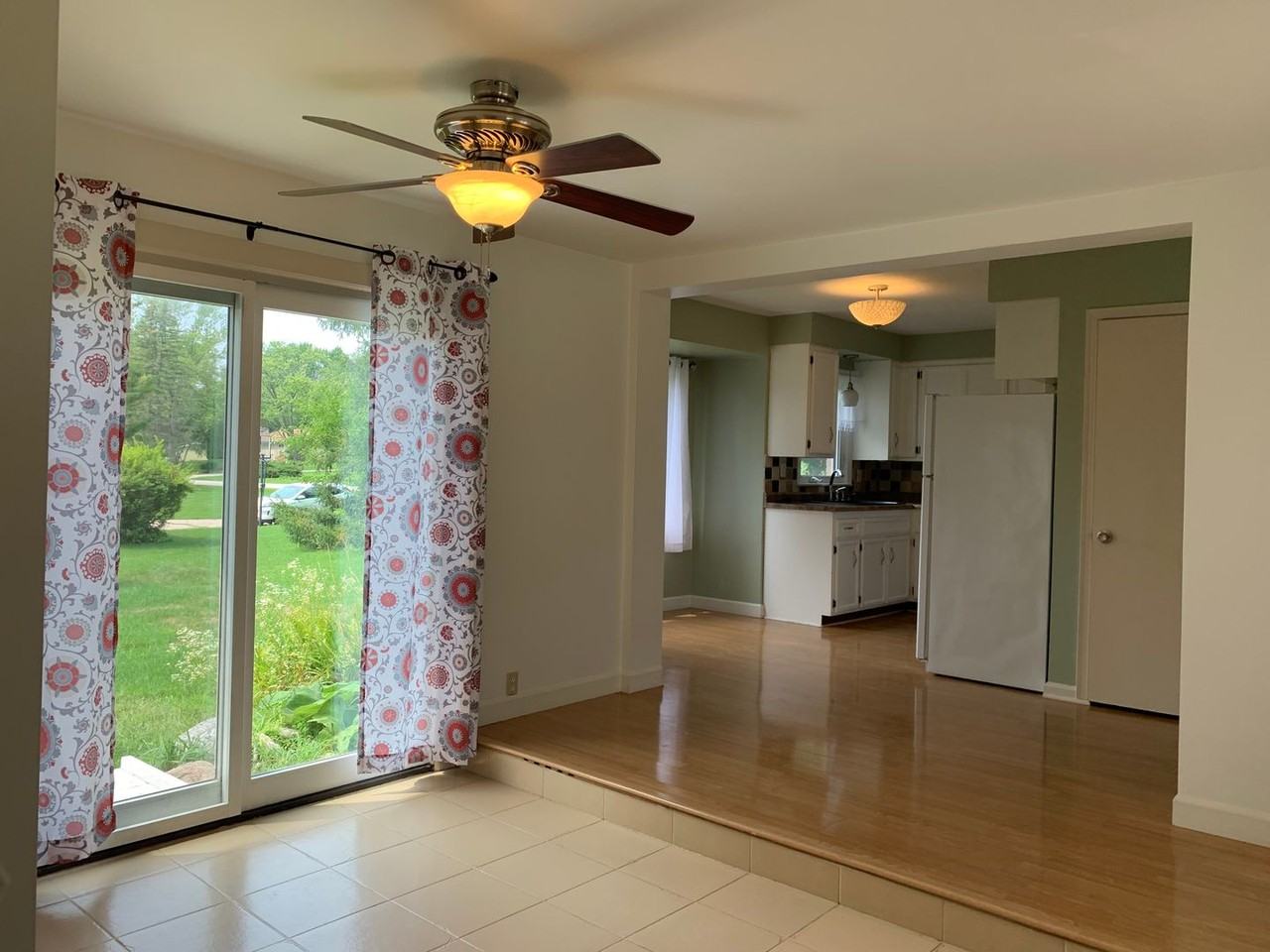 14865 Pershing Dr - Photo 3 of 29