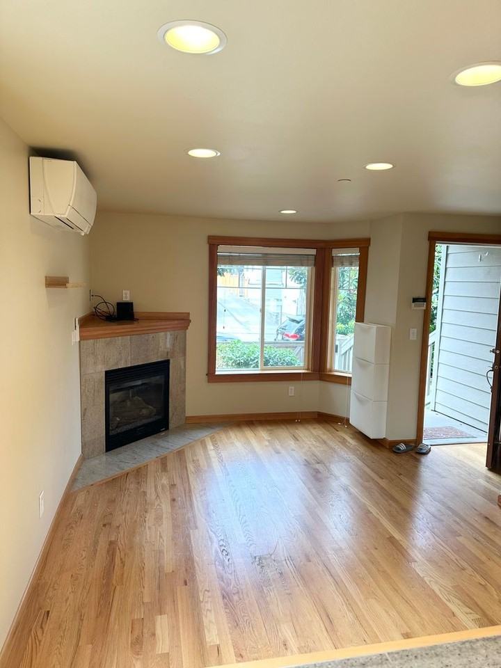 9310 Stone Ave N #A - Photo 7 of 19