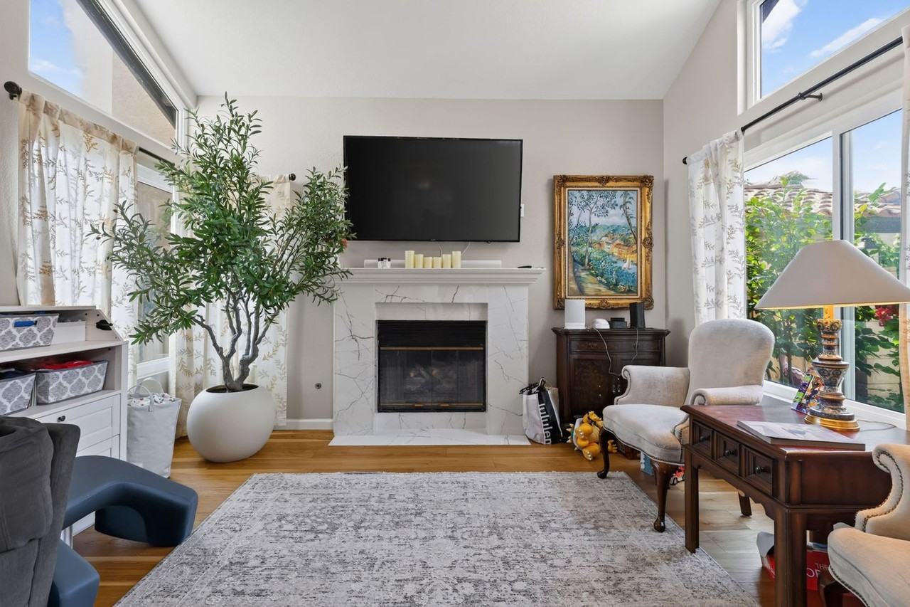 11653 Springside Rd - Photo 5 of 45