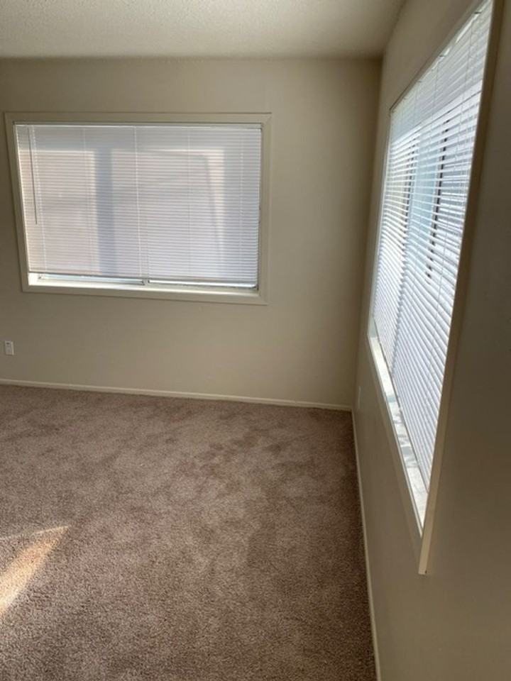 1532 1532 - 1534 County Rd - Photo 7 of 31