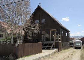 featured image of 252 W Garnet Ave