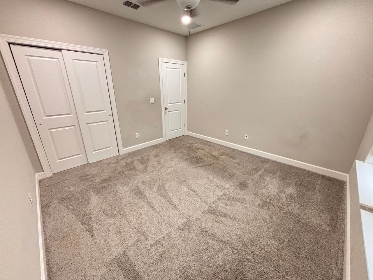 212 Willow Creek Ct - Photo 6 of 40