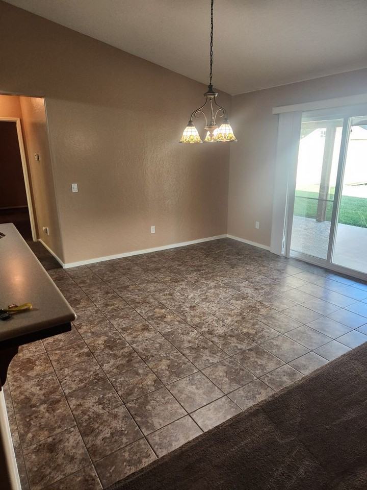 2884 Sauvignon St - Photo 5 of 16