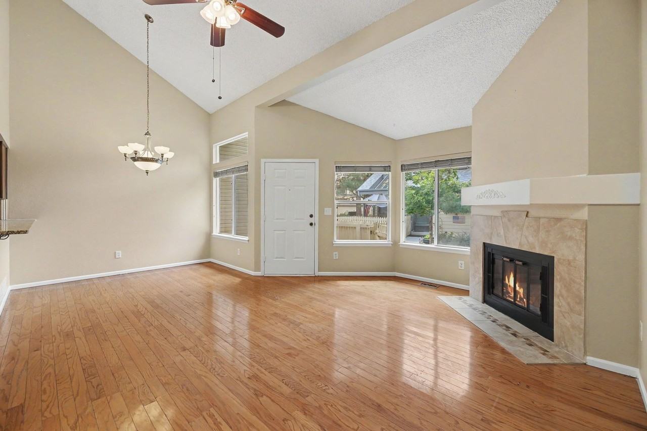 8786 Allison Dr - Photo 5 of 15