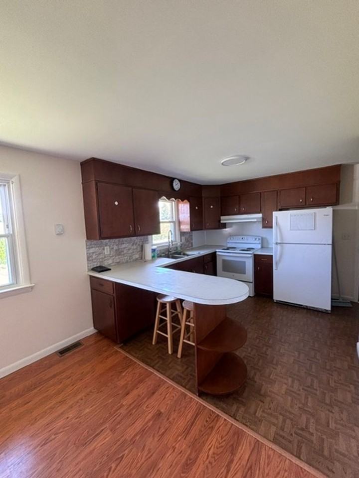 34 Locust Ln - Photo 6 of 15