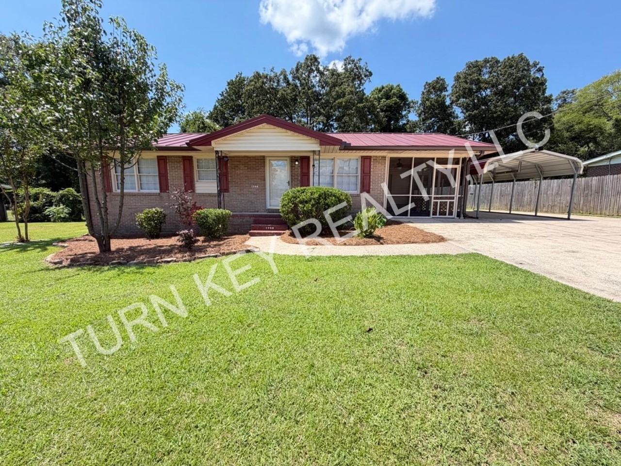 1708 Rogina St - Photo 2 of 18