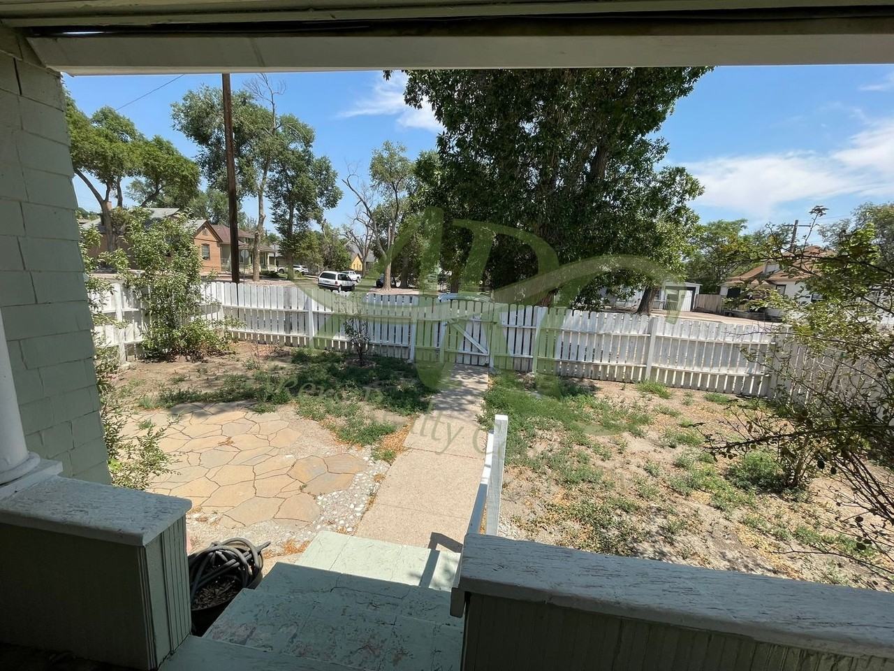 1119 West St - Photo 3 of 16