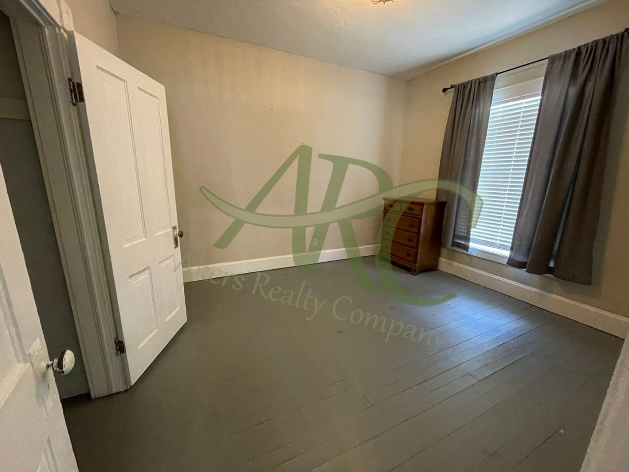 1119 West St - Photo 6 of 16