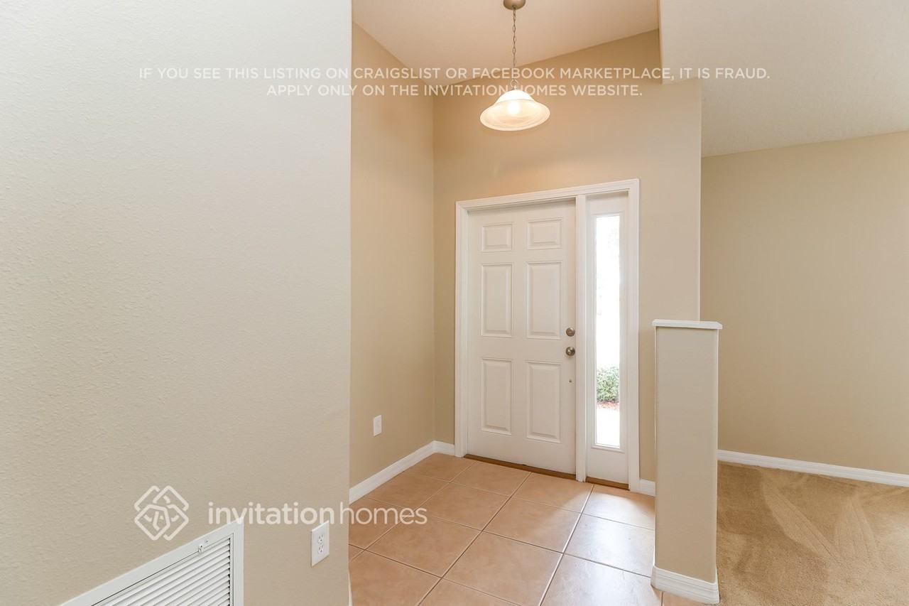 2310 Lawrence Hall St - Photo 2 of 21
