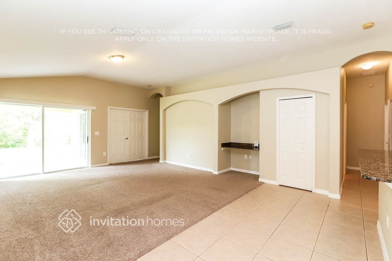 2310 Lawrence Hall St - Photo 3 of 21