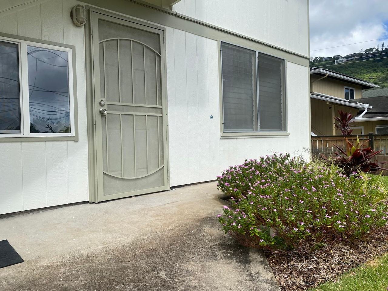 3280 Kikilia Pl - Photo 2 of 13