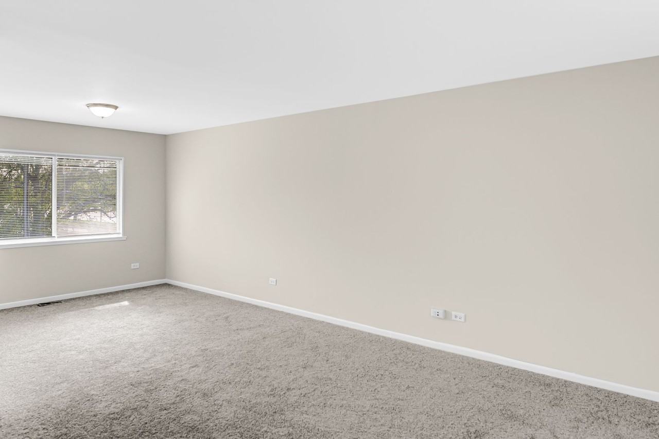 22243 Karlov Ave - Photo 3 of 21